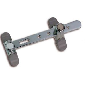 Retenedor de seguridad con pulsador para puertas y ventanas practicables